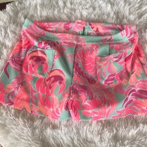 Classy shorts zips up in back